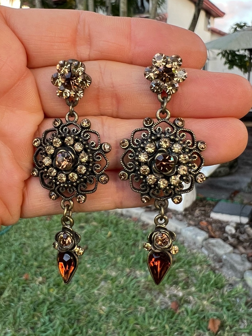 Vintage-Inspired Teardrop Dangle Faceted Amber-brown Crystal Drop Earrings